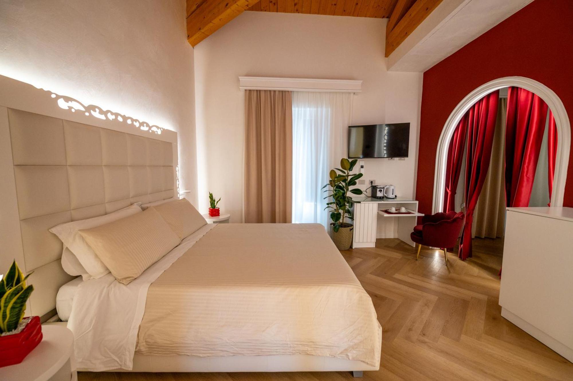 La Divina - Free Parking - Bed & Breakfast Тропеа Екстериор снимка