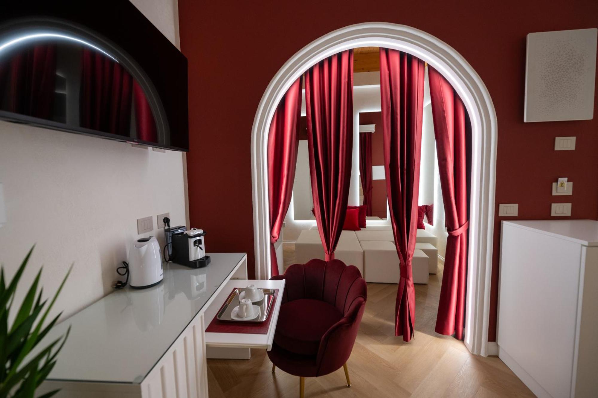 La Divina - Free Parking - Bed & Breakfast Тропеа Екстериор снимка