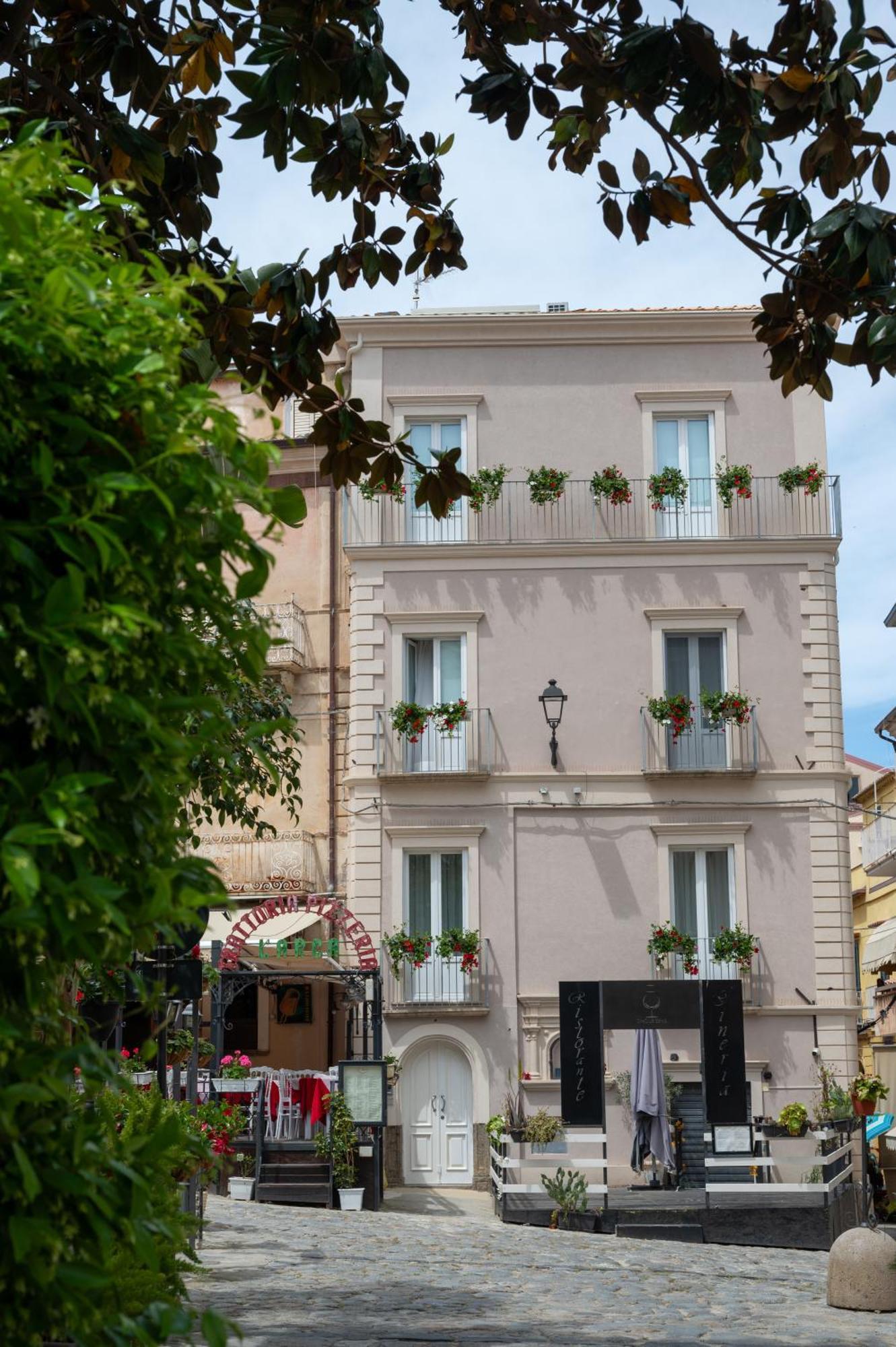 La Divina - Free Parking - Bed & Breakfast Тропеа Екстериор снимка